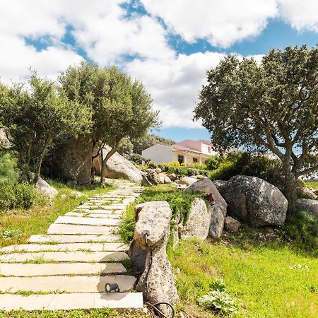 Agriturismo Bed And Breakfast Tanca Taroni 텔티 외부 사진