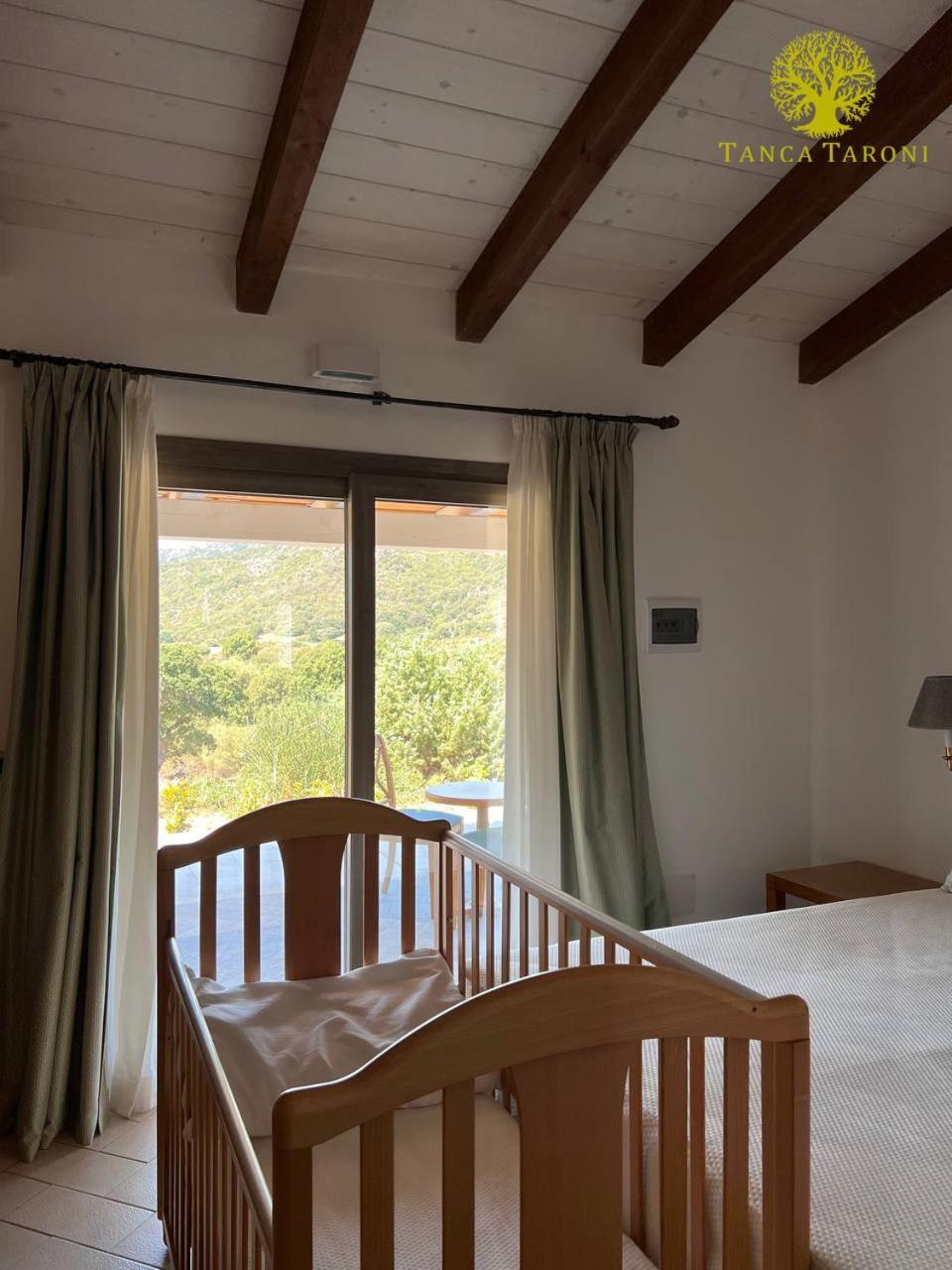 Agriturismo Bed And Breakfast Tanca Taroni 텔티 외부 사진