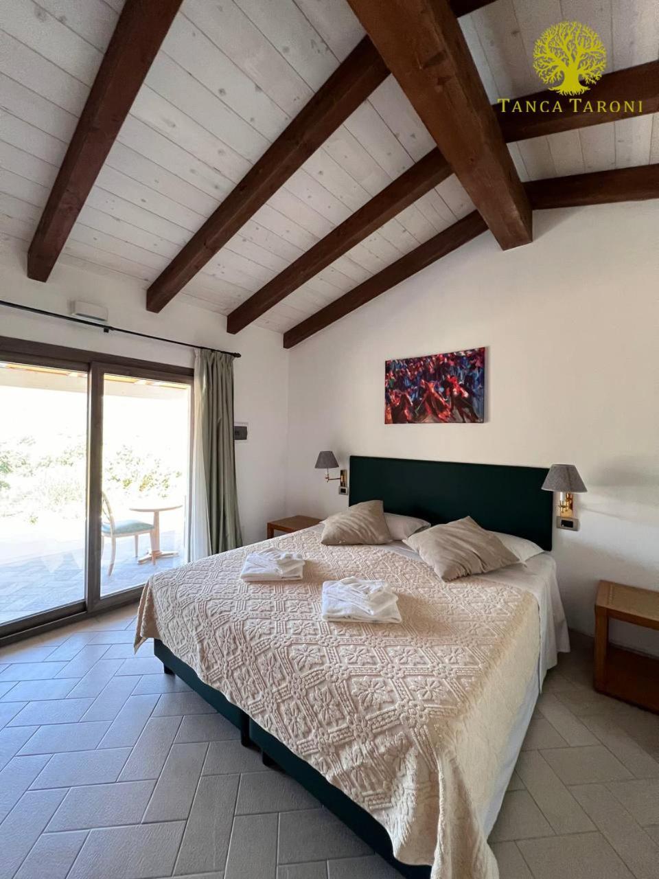 Agriturismo Bed And Breakfast Tanca Taroni 텔티 외부 사진