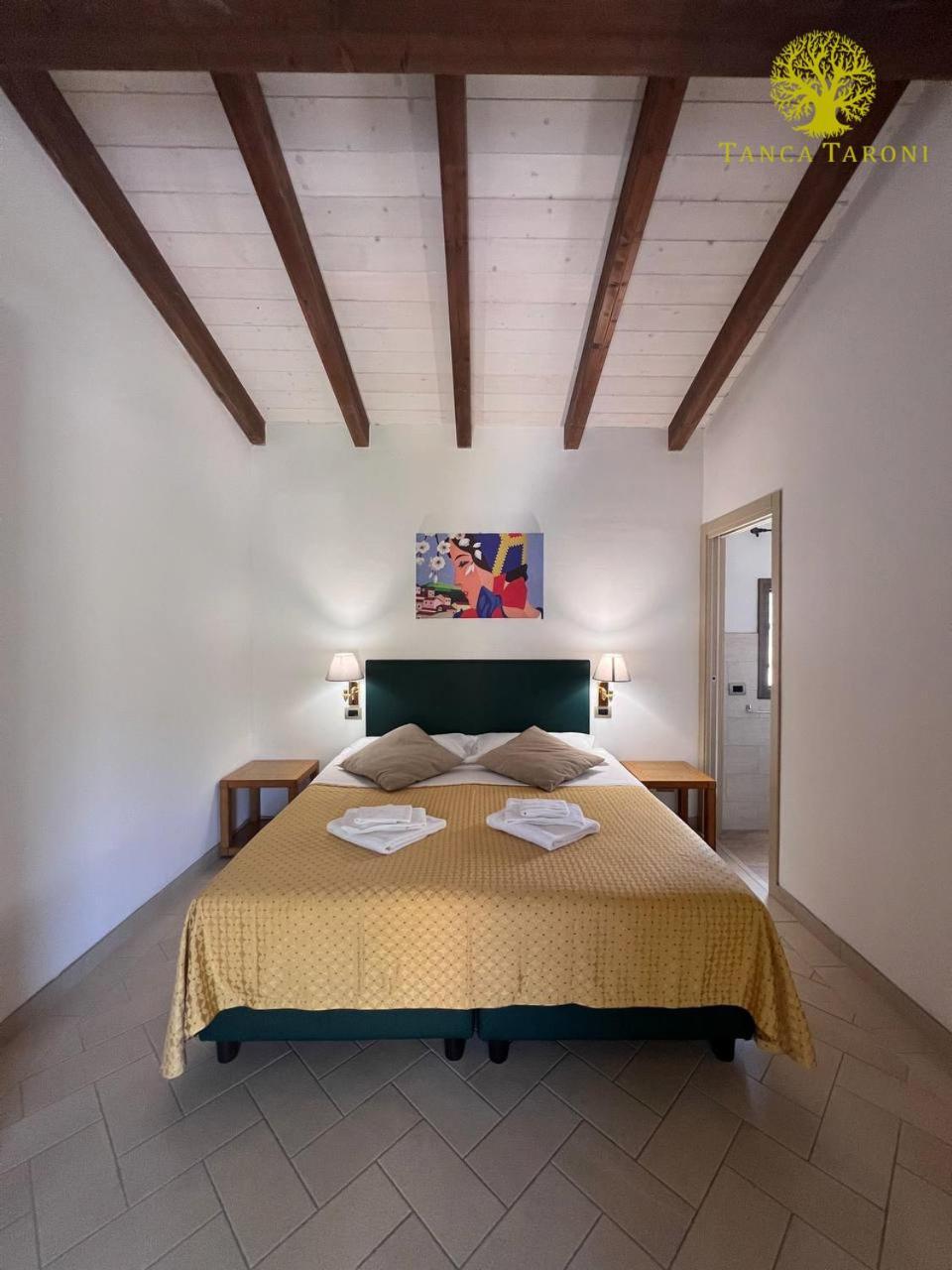 Agriturismo Bed And Breakfast Tanca Taroni 텔티 외부 사진