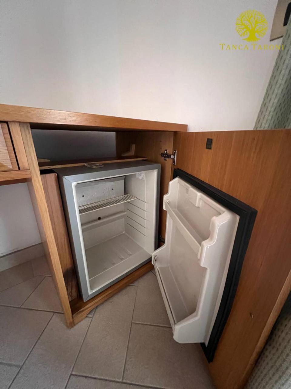 Agriturismo Bed And Breakfast Tanca Taroni 텔티 외부 사진