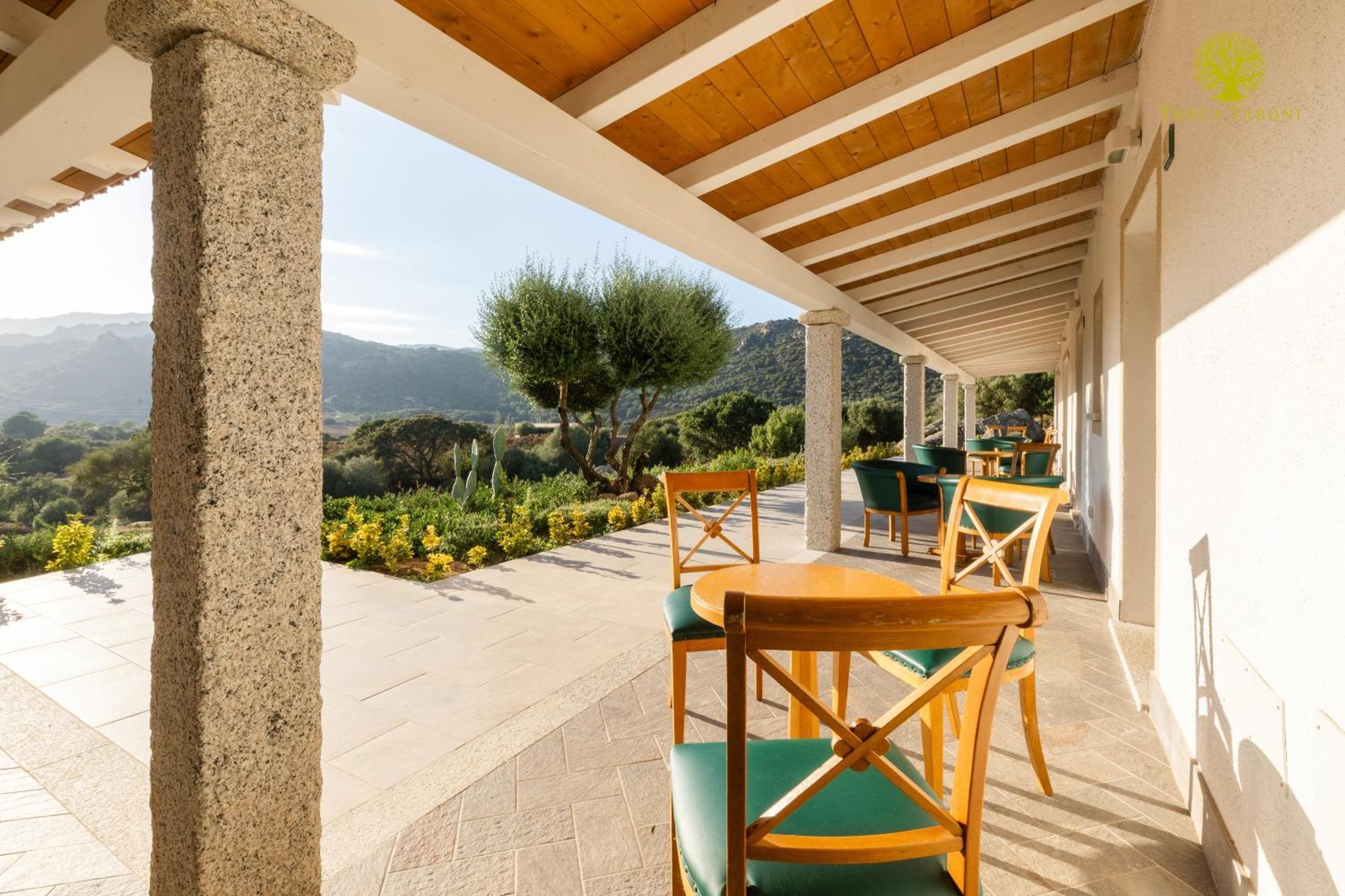 Agriturismo Bed And Breakfast Tanca Taroni 텔티 외부 사진