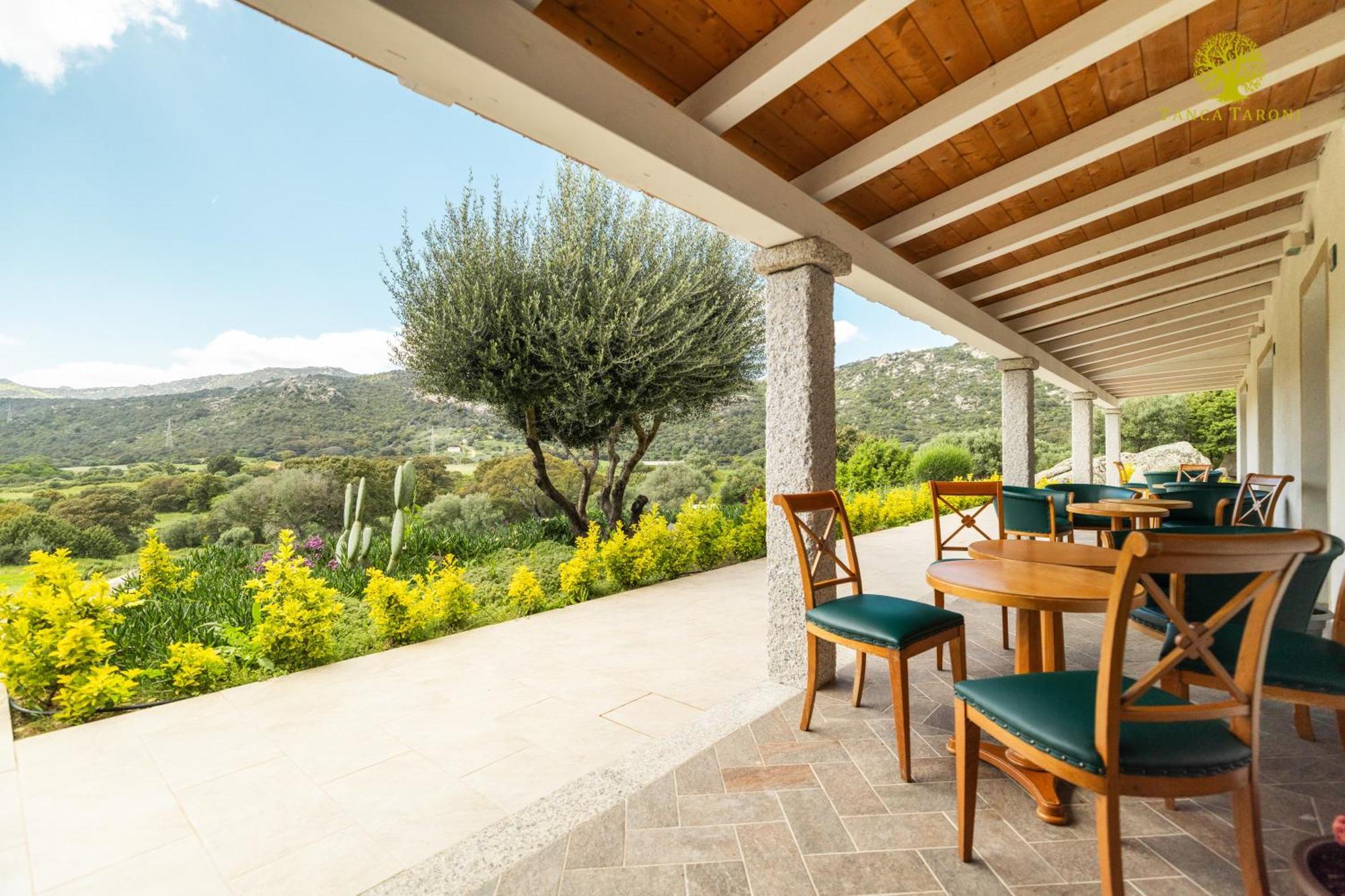 Agriturismo Bed And Breakfast Tanca Taroni 텔티 외부 사진